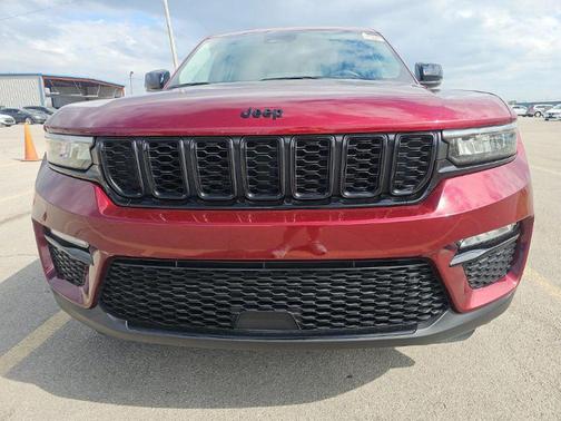 Velvet Red Pearlcoat 2023 Jeep Grand Cherokee Limited