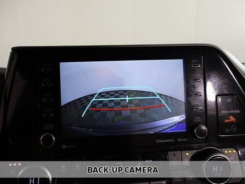 Magnetic Gray Metallic 2022 Toyota Highlander Hybrid XLE