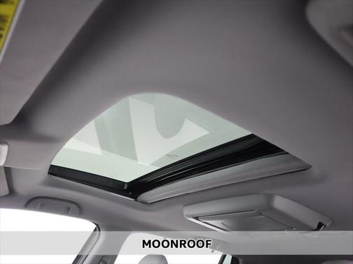 2022 Honda Pilot Touring 8-Passenger