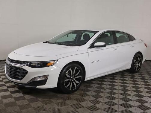 2022 Chevrolet Malibu FWD RS