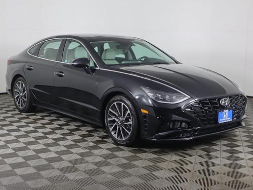 2022 Hyundai SONATA Limited