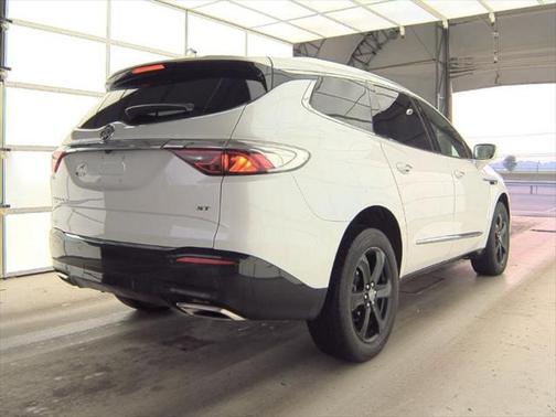 2023 Buick Enclave Essence AWD