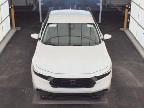 2025 Honda Accord LX 1.5T