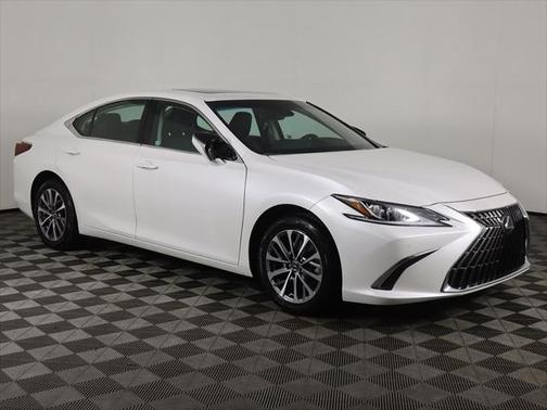 2023 Lexus ES 250 Base