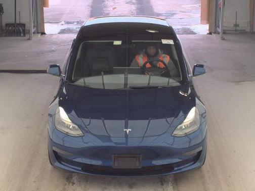 2023 Tesla Model 3 Performance