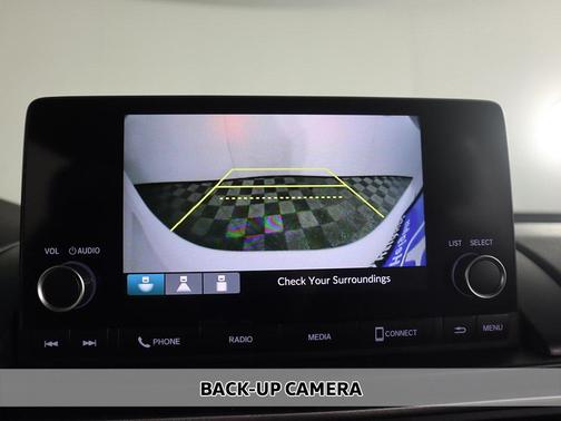 2023 Honda Pilot AWD LX