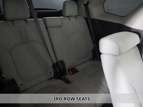 2023 Honda Pilot AWD LX