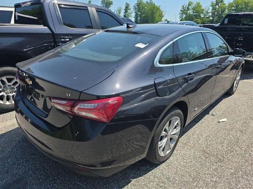 Dark Ash Metallic 2022 Chevrolet Malibu FWD LT