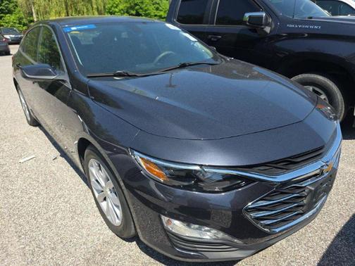 Dark Ash Metallic 2022 Chevrolet Malibu FWD LT