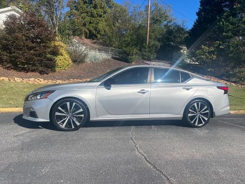 2019 Nissan Altima 2.5 SR