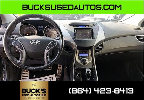 2013 Hyundai ELANTRA SE