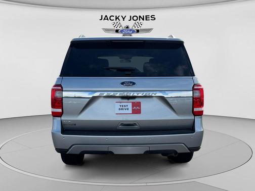 ICONIC SILVER METALLIC 2020 Ford Expedition XLT