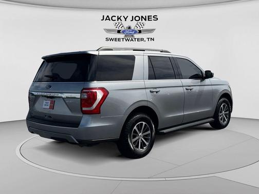 ICONIC SILVER METALLIC 2020 Ford Expedition XLT