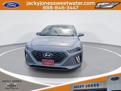 2020 Hyundai IONIQ Hybrid SE