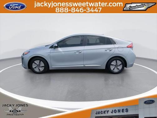 2020 Hyundai IONIQ Hybrid SE