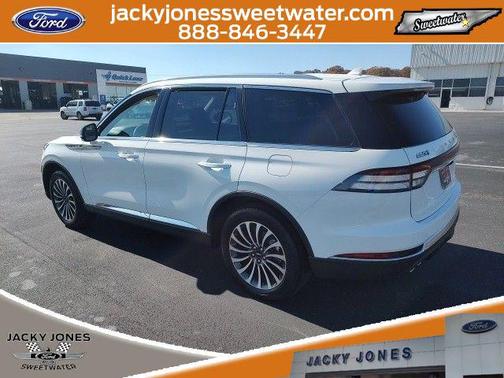 2022 Lincoln Aviator Standard AWD