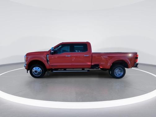 2025 Ford F-450 Lariat
