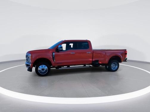 2025 Ford F-450 Lariat