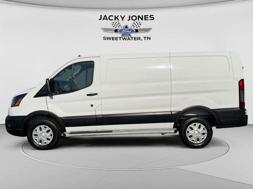 Oxford White 2025 Ford Transit-250 Base