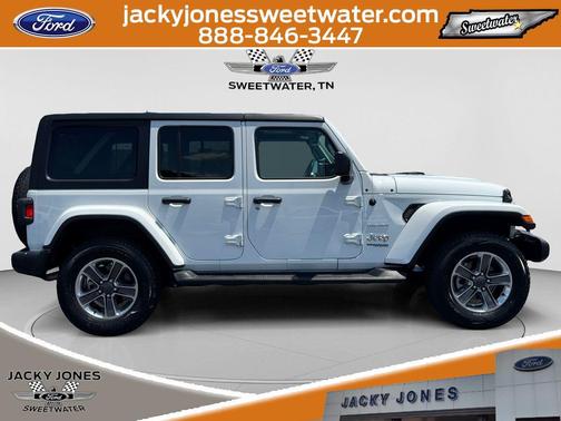 Bright White Clearcoat 2021 Jeep Wrangler Unlimited Sahara