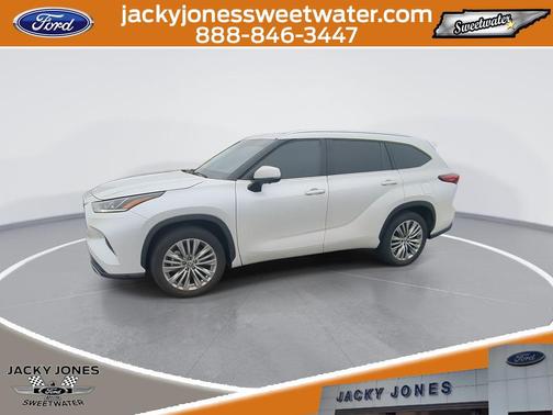 2023 Toyota Highlander Platinum