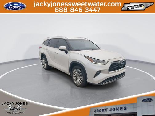 2023 Toyota Highlander Platinum