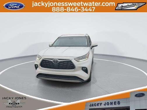 2023 Toyota Highlander Platinum