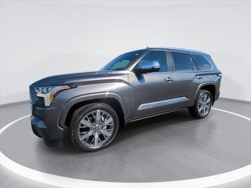 2025 Toyota Sequoia Base