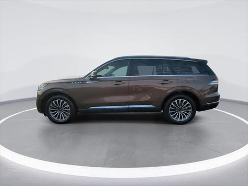 2022 Lincoln Aviator Standard AWD