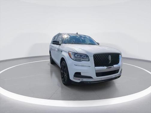 2024 Lincoln Navigator Black Label