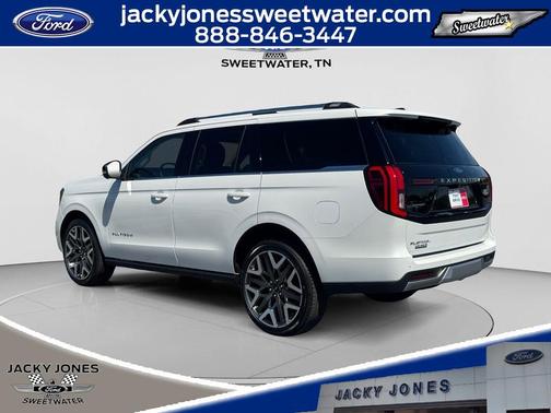 Star White Metallic Tri-Coat 2026 Ford Expedition Platinum