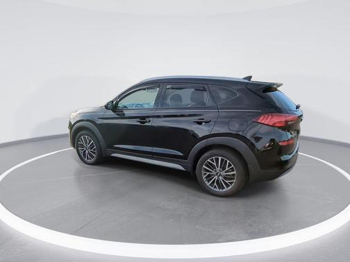 2021 Hyundai TUCSON SEL