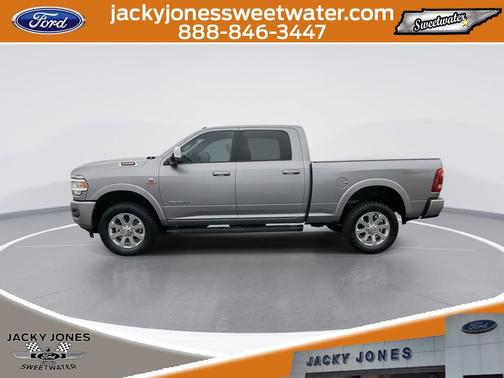 2022 RAM 2500 Laramie Crew Cab 4x4 6'4' Box