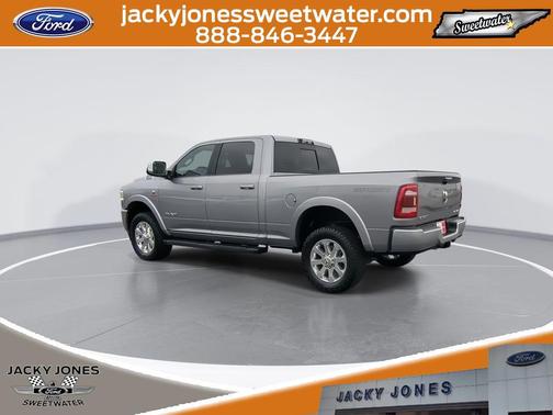 2022 RAM 2500 Laramie Crew Cab 4x4 6'4' Box