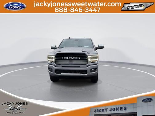 2022 RAM 2500 Laramie Crew Cab 4x4 6'4' Box