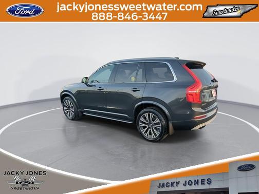 2021 Volvo XC90 T5 Momentum