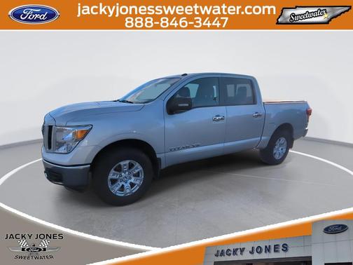 2019 Nissan Titan SV