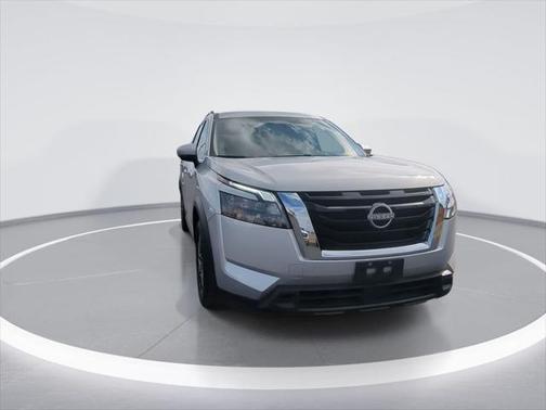 2024 Nissan Pathfinder SV 4WD