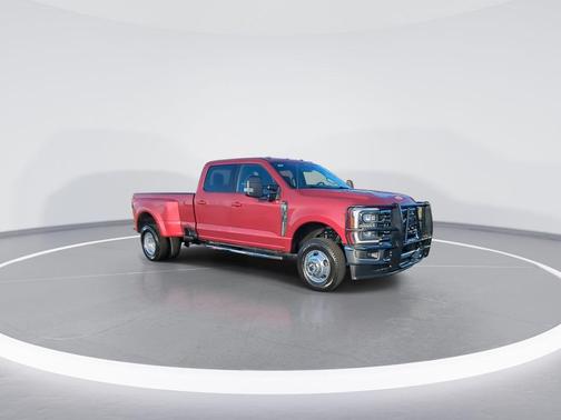 2026 Ford F-350 XLT