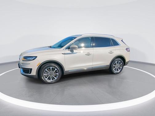 2020 Lincoln Nautilus Standard