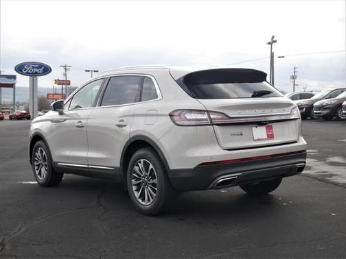 2020 Lincoln Nautilus Standard