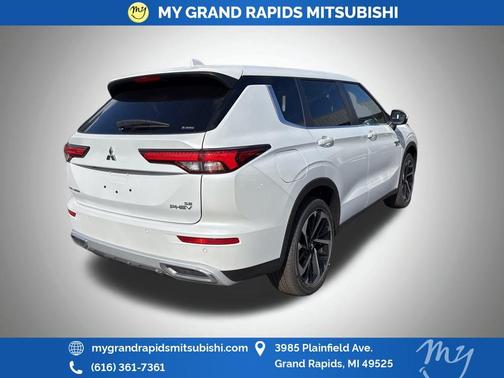 2025 Mitsubishi Outlander PHEV SE S-AWC