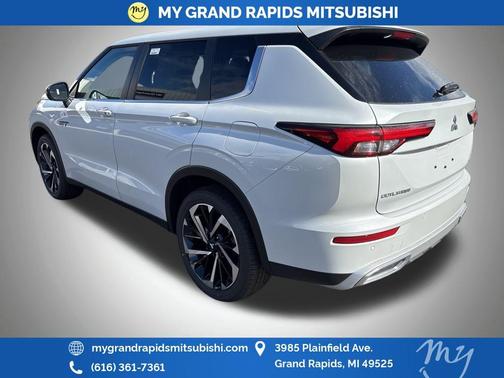 2025 Mitsubishi Outlander PHEV SE S-AWC