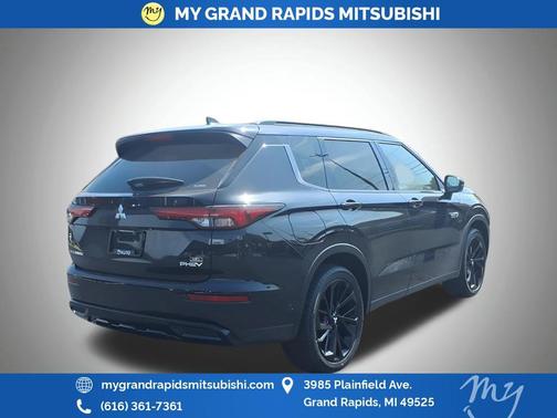 2025 Mitsubishi Outlander PHEV SEL
