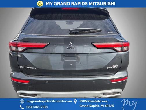 2025 Mitsubishi Outlander PHEV SEL
