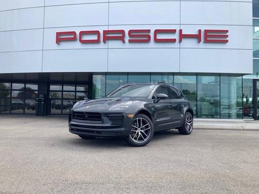 2025 Porsche Macan 