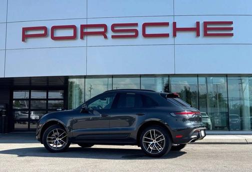 Volcano Grey Metallic 2026 Porsche Macan