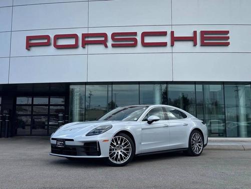 Ice Grey Metallic 2025 Porsche Panamera