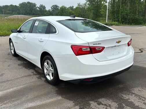 2022 Chevrolet Malibu 1LS