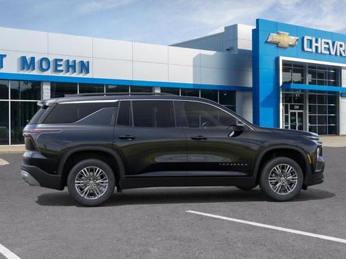 Mosaic Black Metallic 2026 Chevrolet Traverse LT